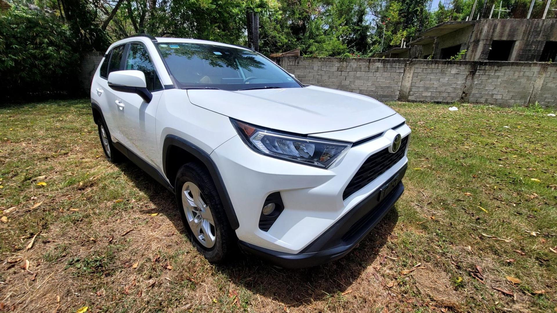 Toyota RAV4 XLE 2022