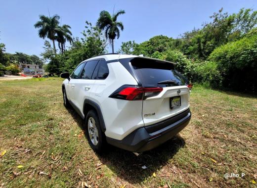 Toyota RAV4 XLE 2022